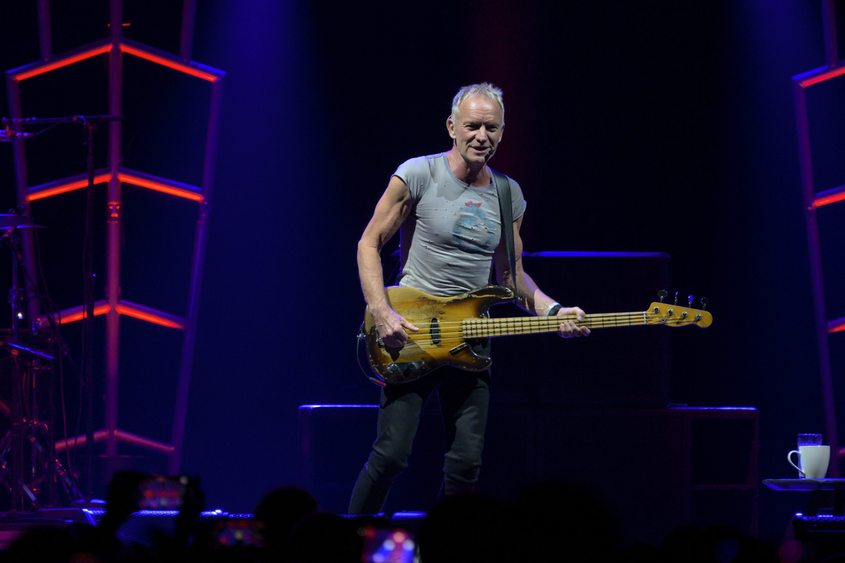 La scaletta di Sting in concerto a Milano al Forum di Assago (e il duetto con Giordana Angi)