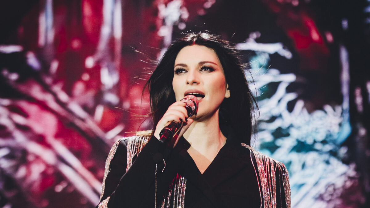 Laura Pausini in concerto a Bolzano lunedì 15 gennaio 2024: la scaletta delle canzoni, biglietti e orario