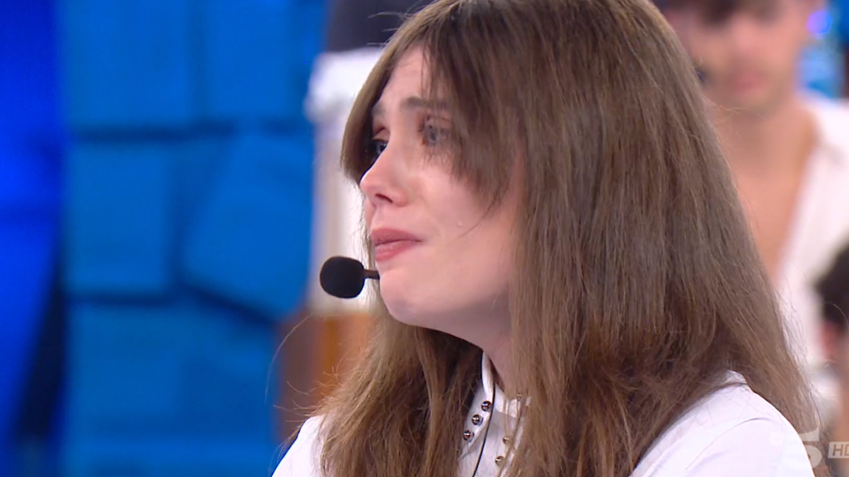 Amici 23, puntata 10 dicembre 2023: Ayle vince la sfida, maglia sospesa per Kumo