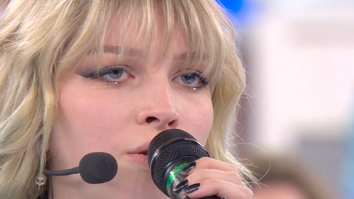 Vivo, Mew: testo e significato della canzone (Inedito di Amici 23)