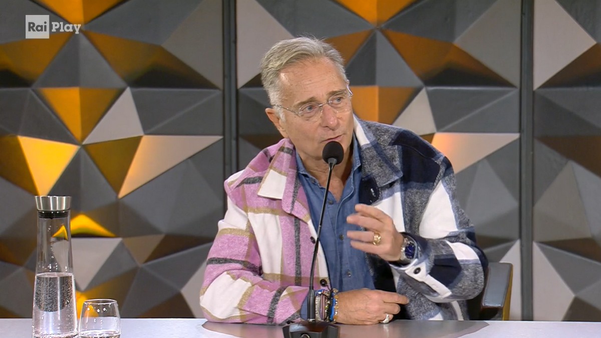 Paolo Bonolis a La Conferenza Stampa: “A Sanremo, ho portato cose nuove, inaspettate. Oggi non credo sia più possibile”