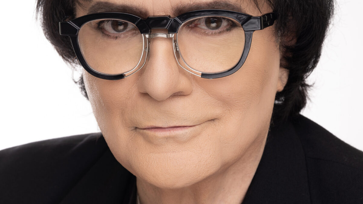 Renato Zero, tour 2024: biglietti, date e città, tutte le informazioni