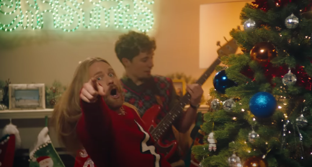 You’re Christmas to Me, il brano di Sam Ryder punta alla numero 1 nel Regno Unito