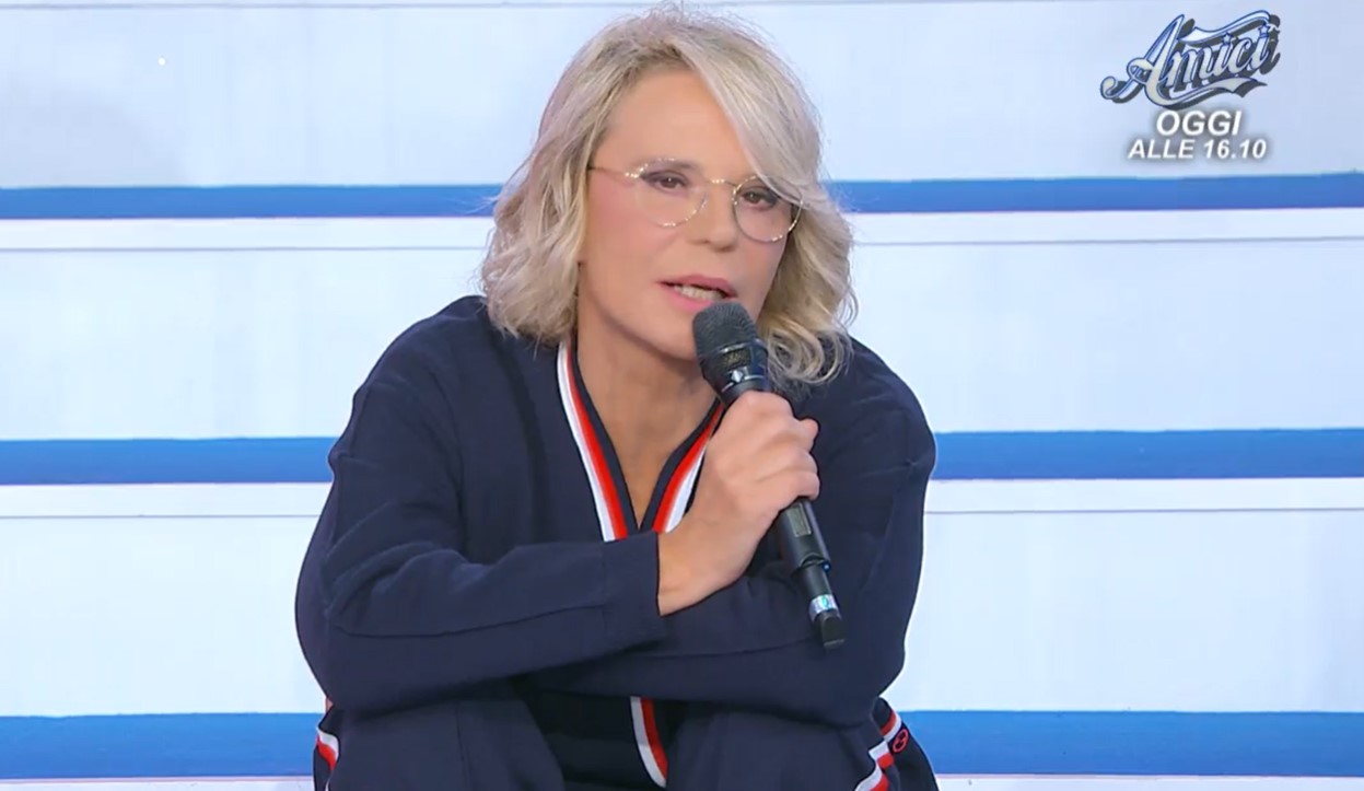 Uomini e Donne, puntata 6 dicembre 2023: Aurora e Patrizio chiudono, Gemma esce con Antonio