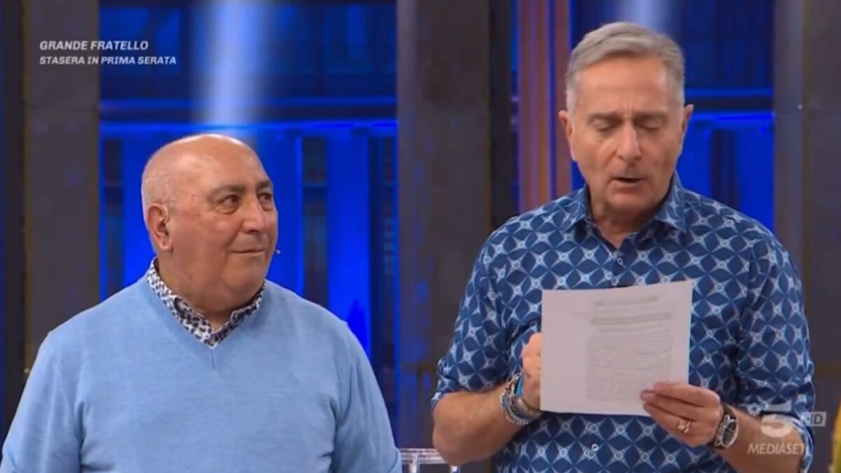 Avanti un altro, giornalista attacca Bonolis per una risposta errata. Replica del conduttore in onda: “Non hai capito una mazza”