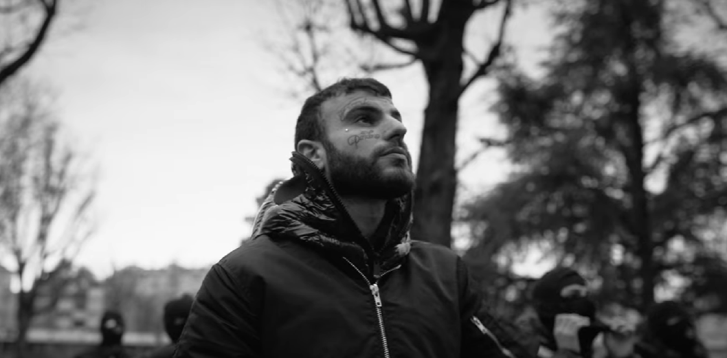 Nato per questo, Club Dogo feat. Marracash: testo e significato, ascolta la canzone