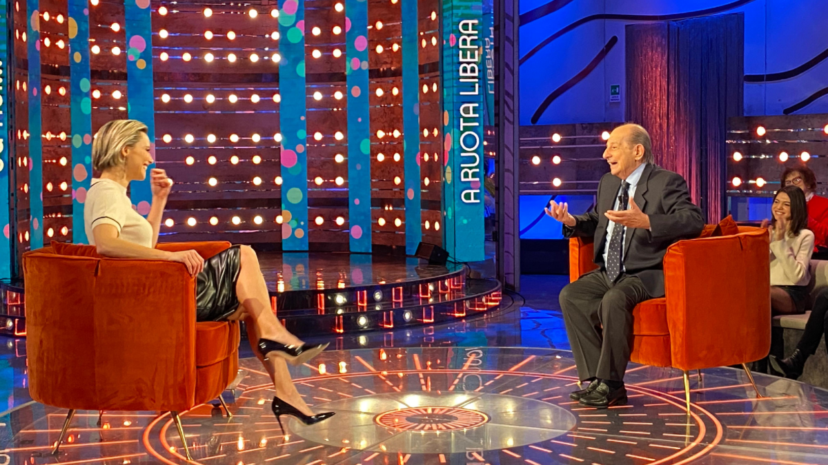 Giancarlo Magalli a Da noi a ruota libera: “Partecipai alla puntata zero de ‘La Corrida’, fu il mio provino”