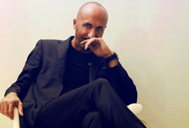 Amici, Luca Jurman replica alla produzione: “Non ho chiesto di tornare ma di poter parlare con Maria De Filippi” (video)
