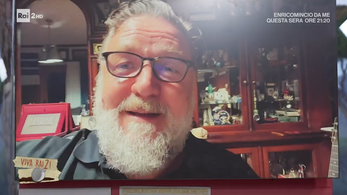 Russell Crowe ospite a Sanremo 2024: sul palco giovedì 8 febbraio (Video)