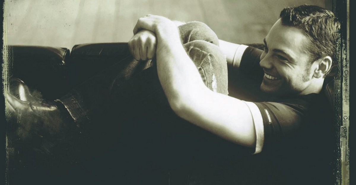 Ti scatterò una foto, Tiziano Ferro: ascolta la canzone e leggi il testo