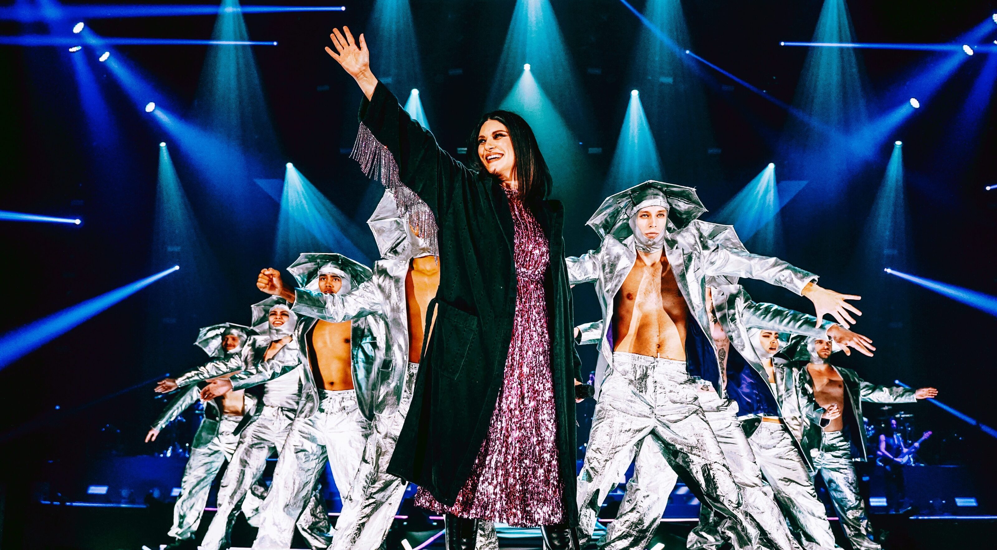 Laura Pausini, tour winter 2024: date e città dei concerti, quando e dove acquistare i biglietti