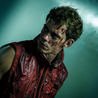 Boy Kills World: trailer del thriller d'azione con Bill Skarsgård prodotto da Sam Raimi