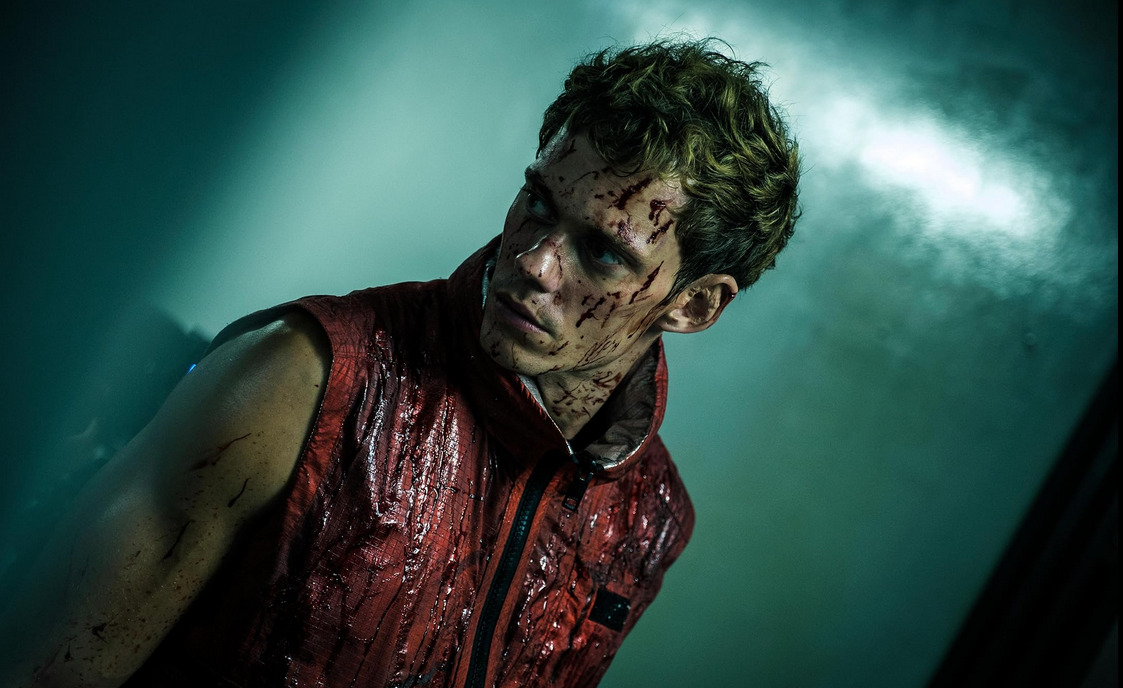 Boy Kills World: trailer del thriller d’azione con Bill Skarsgård prodotto da Sam Raimi