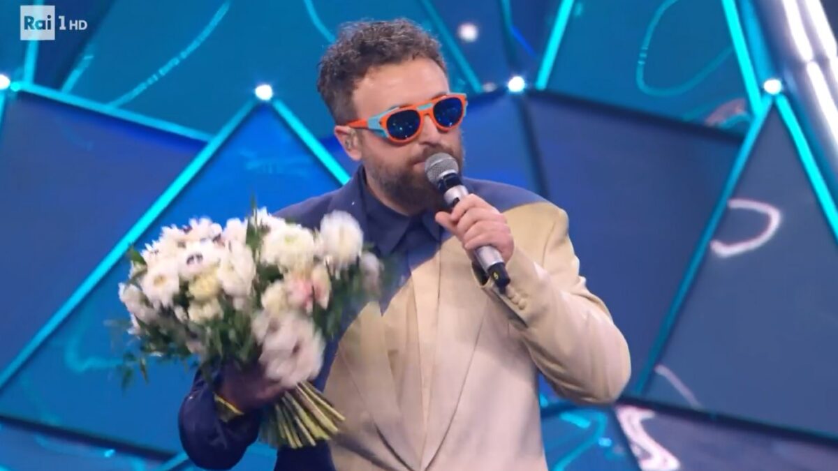 Sanremo 2024, Dargen D’Amico: “Mai pensato di avvicinarmi alla politica. Semplicemente guidato dall’amore”
