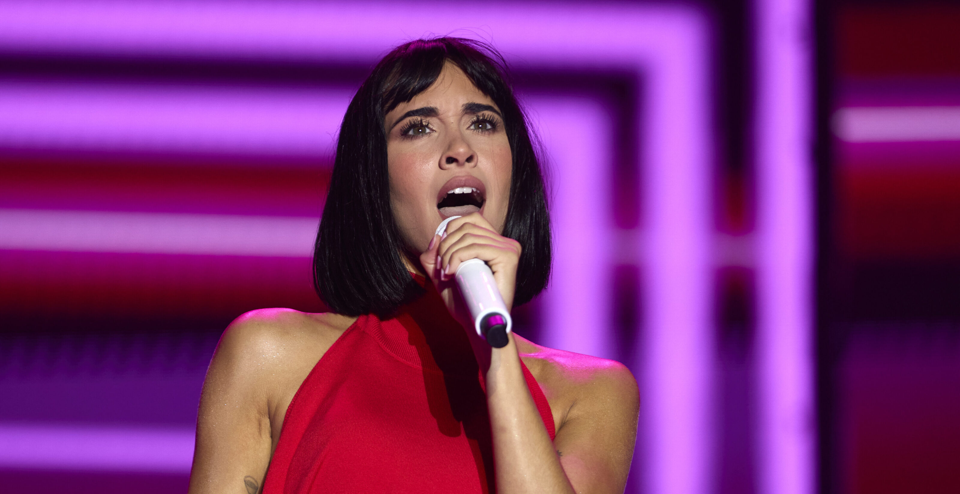 Aitana, chi è la cantante spagnola che duetta con Sangiovanni a Sanremo 2024