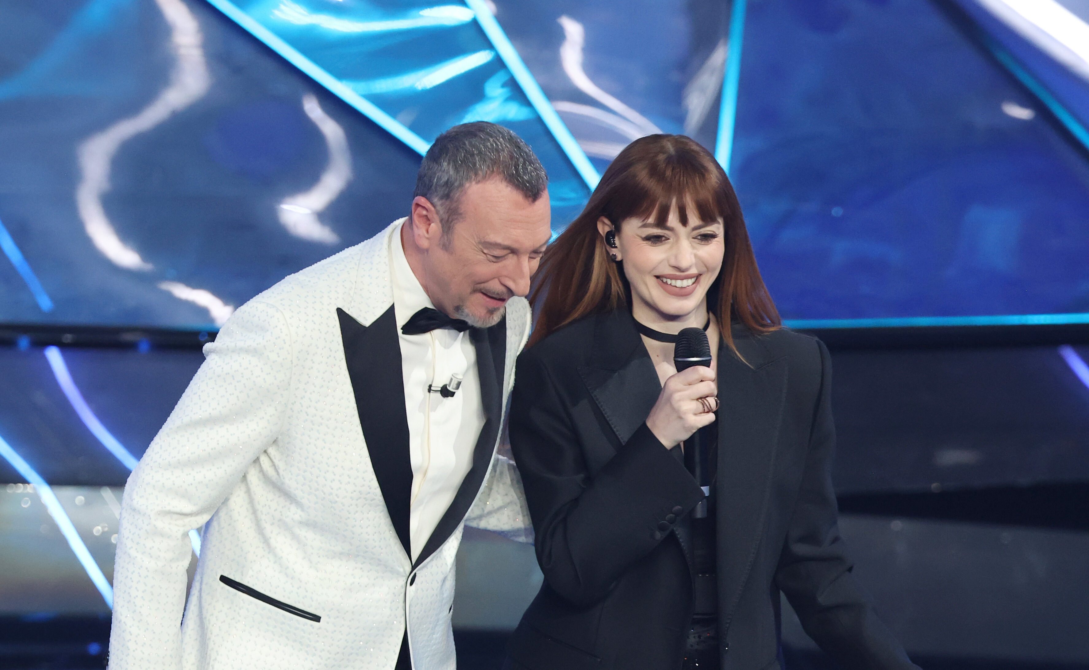 Annalisa è incinta? La cantante spiega perché non è scesa dalle scale a Sanremo 2024