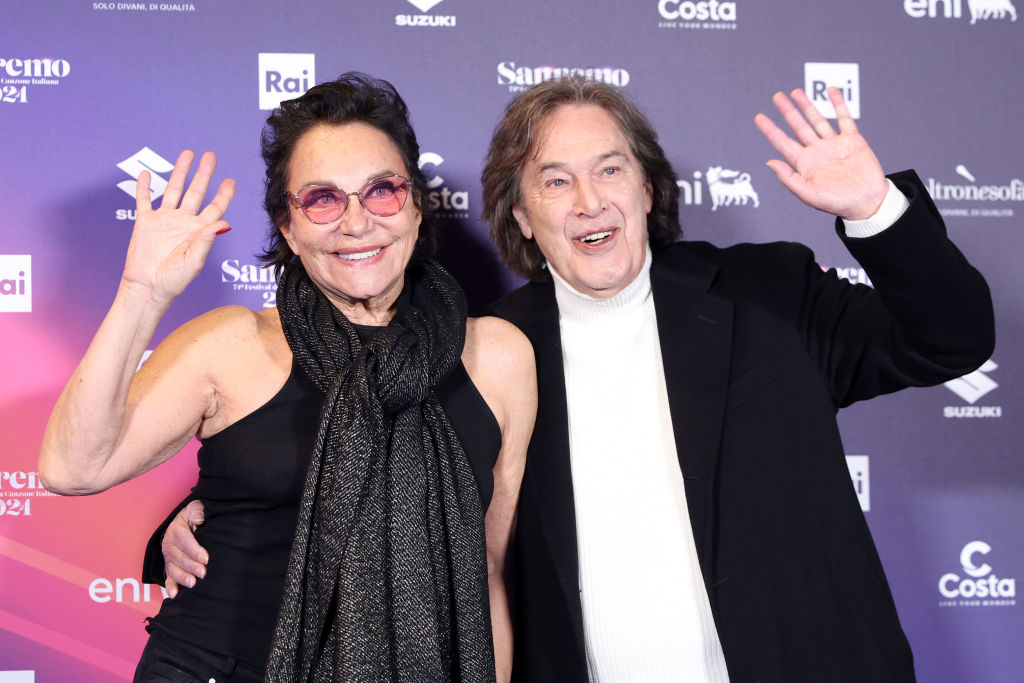 Sanremo 2024, Ricchi e Poveri: “Noi qui per divertici. La polemica del ‘Grazie’ mancato ad Edoardo Vianello? É diventato sordo”