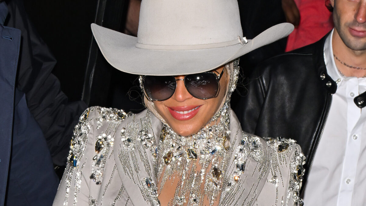 Texas Hold ‘Em, Beyoncé: testo, significato e traduzione, ascolta la canzone