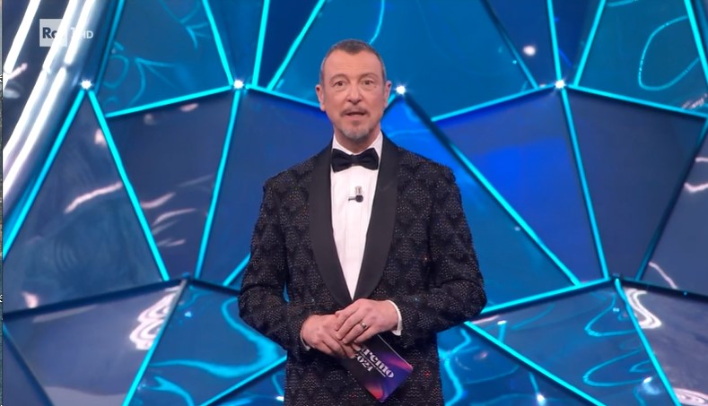 Sanremo 2024, Amadeus ricorda le Foibe