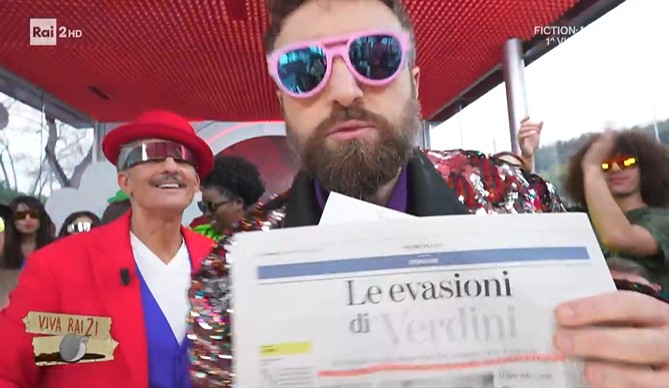 Viva Rai2, il ‘freestyle’ tv di Dargen D’Amico travolge il mattin show