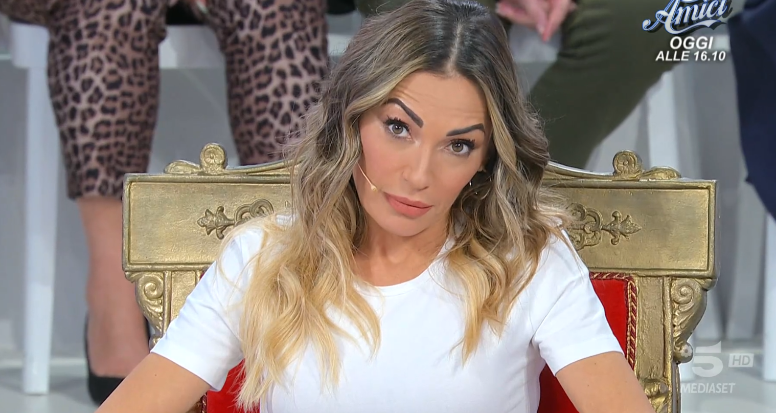 Uomini e Donne, puntata 12 febbraio 2024: Ida elimina Mario, Roberta e Alessandro escono insieme