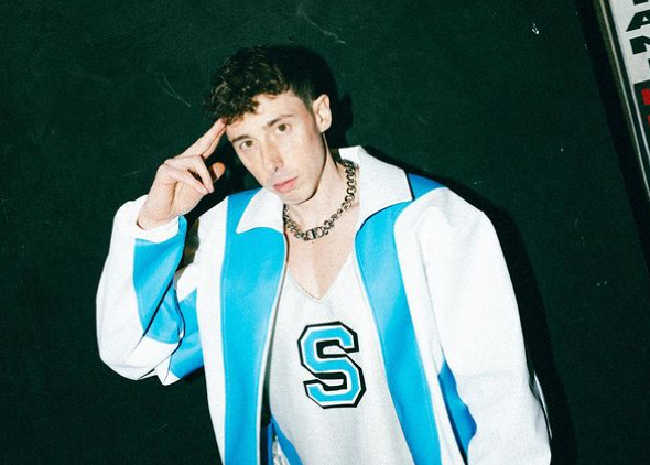 Shade in concerto ai Magazzini Generali a Milano: i cantanti ospiti, tutte le anticipazioni