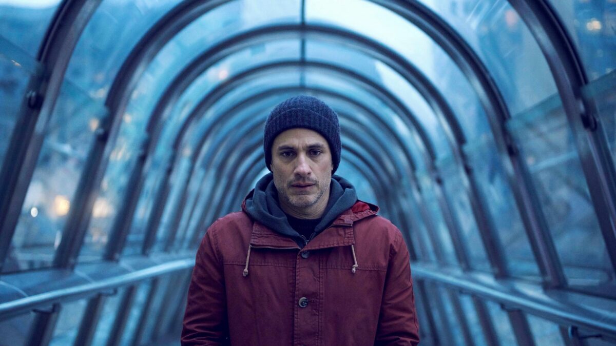 Another End: trailer e clip in italiano del film con Gael García Bernal (Al cinema dal 21 marzo)