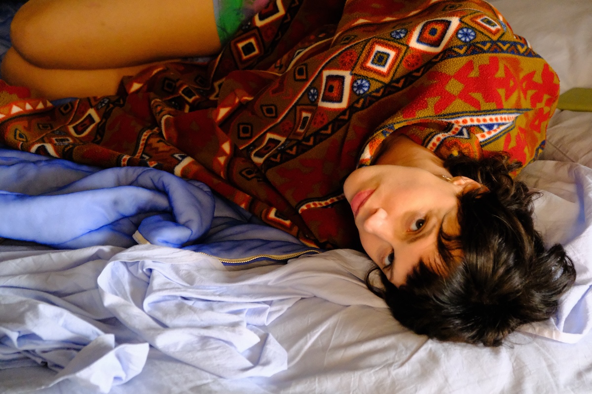 Antonia non è Fleabag ma ha imparato a parlare allo stesso modo a una generazione confusa: la recensione