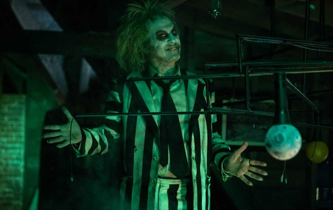 Warner Bros. Pictures presenta Beetlejuice Beetlejuice, Tim Burton e Michael Keaton tornano a fare squadra per Beetlejuice 2.