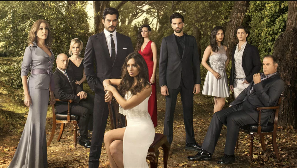 Endless Love, il cast della serie di Canale 5