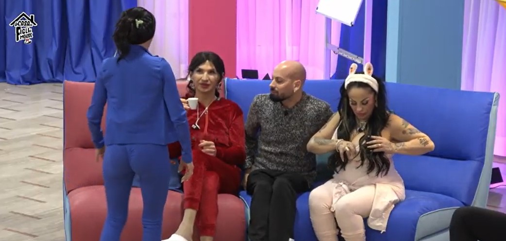 La Casa dei Figli di Mouse: il cast, i concorrenti e dove vederlo in diretta streaming