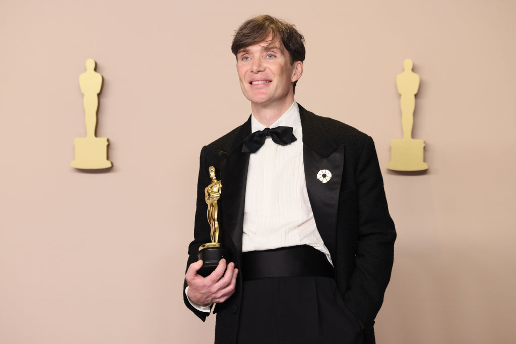 Annunciati i vincitori della 96a edizione degli Oscar 2024, sbanca "Oppenheimer" di Christopher Nolan con 7 premi, segue "Povere Creature!" con 4 e "La zona d’interesse" con 2.