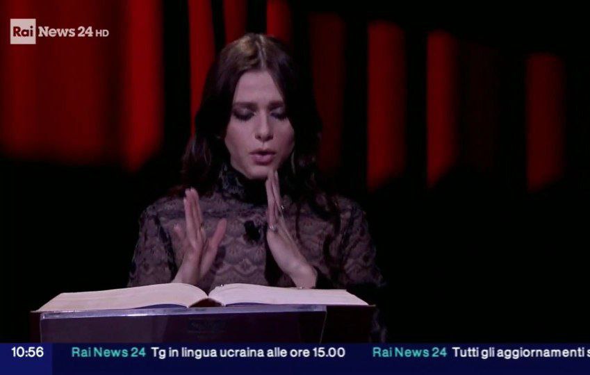 Gaffe su Rai News 24, le “Pillole di poesia” si interrompono in un ‘vaffa…’ (VIDEO)