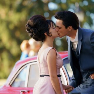 Dal 27 marzo 2024 nei cinema italiani con Vision Distribution Priscilla, il film biografico di Sofia Coppola con Jacob Elordi nei panni di Elvis e Cailee Spaeny in quelli di Priscilla Presley.