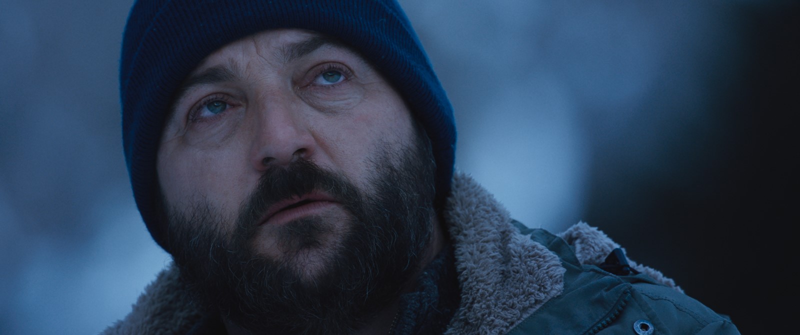 Sopravvissuti: trailer in italiano del thriller con Denis Ménochet e Zar Amir Ebrahimi (Al cinema dal 21 marzo)
