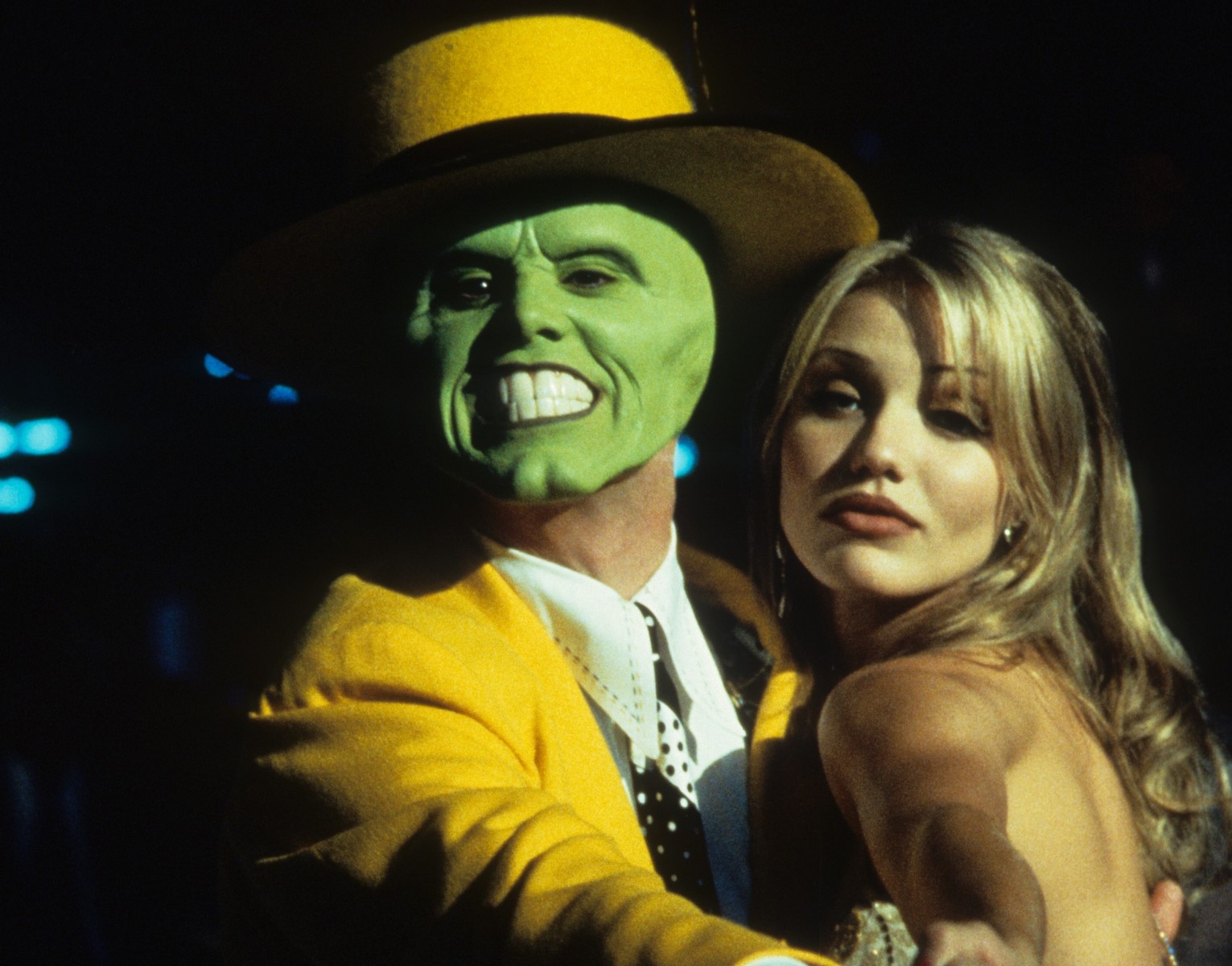 Torna al cinema con Warner Bros. Pictures Italia "The Mask – Da zero a mito", il cult del 1994 con Jim Carrey prima del successo di “Ace Ventura – L’acchiappanimali” e una esordiente Cameron Diaz.