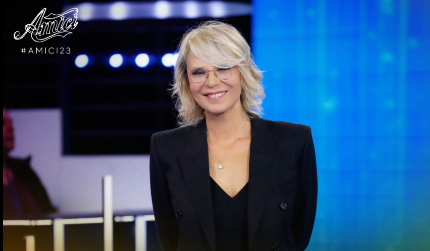 Amici il serale 2024, puntata 27 aprile: Sofia eliminata