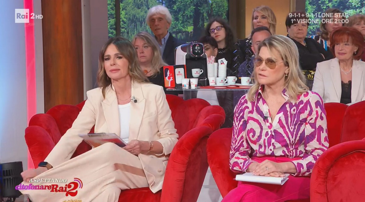 Simona Ventura abbandona la puntata di Citofonare Rai 2: “Ci ho provato ma devo riposare”