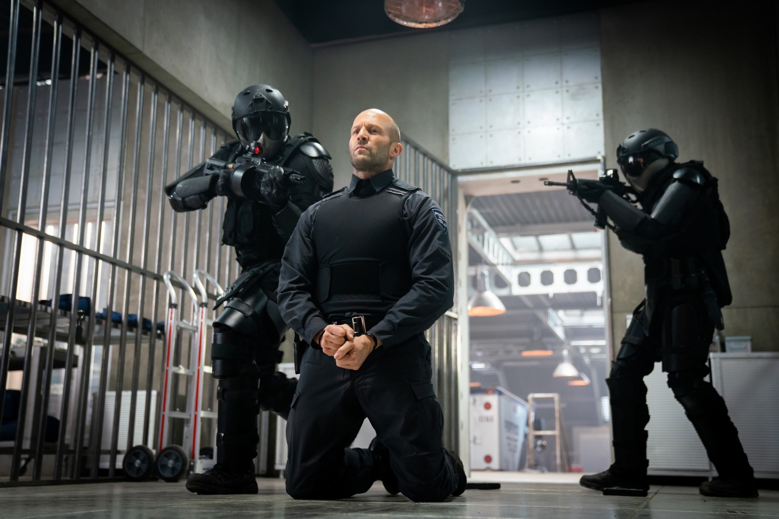 Su Rai 2 La furia di un uomo - Wrath of Man, il film d'azione di Guy Ritchie con Jason Statham, Scott Eastwood, Josh Hartnett, Holt McCallany e Andy Garcia.