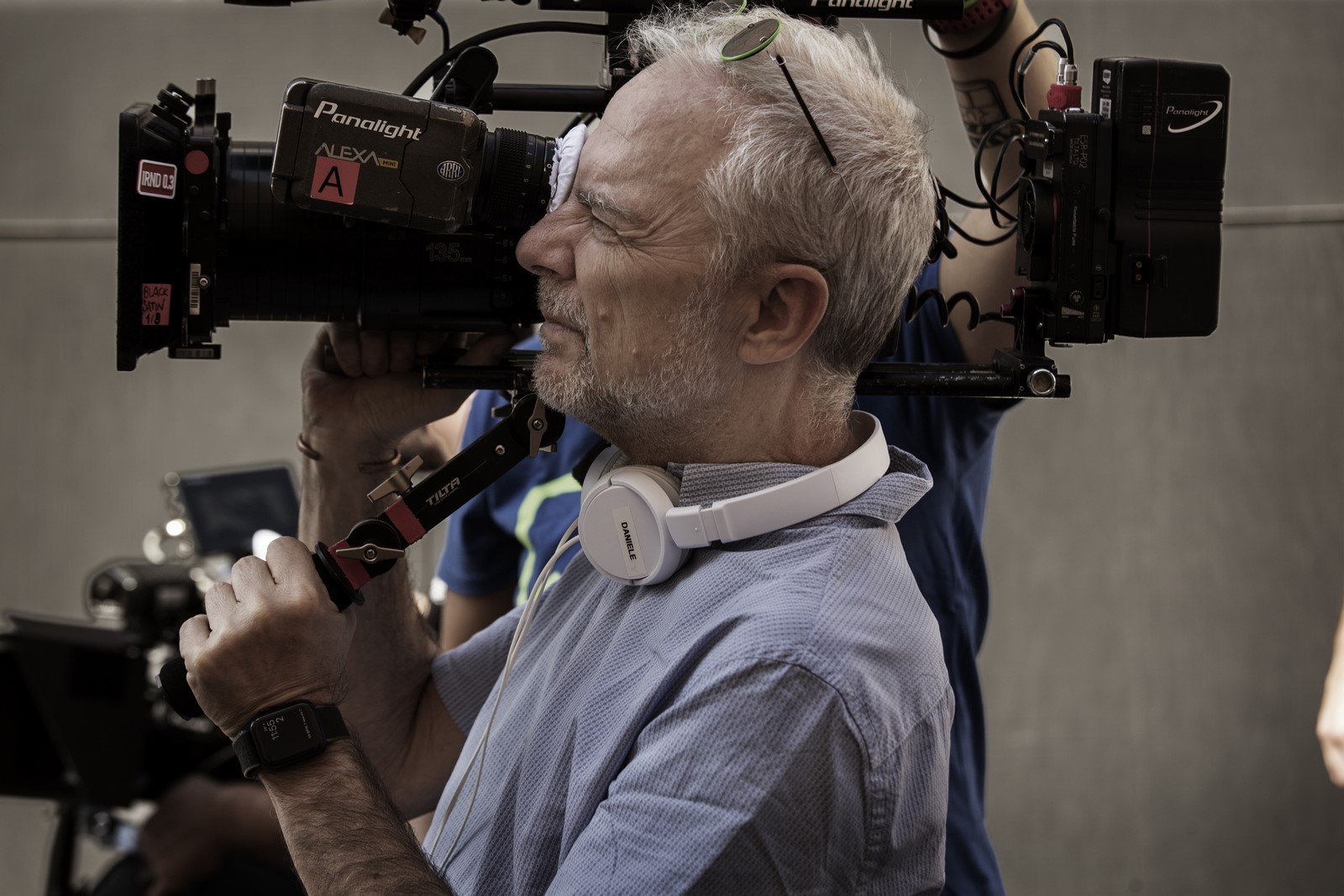Al cinema con Vision Distribution "Confidenza" di Daniele Luchetti con Elio Germano, Federica Rosellini, Vittoria Puccini e Isabella Ferrari.