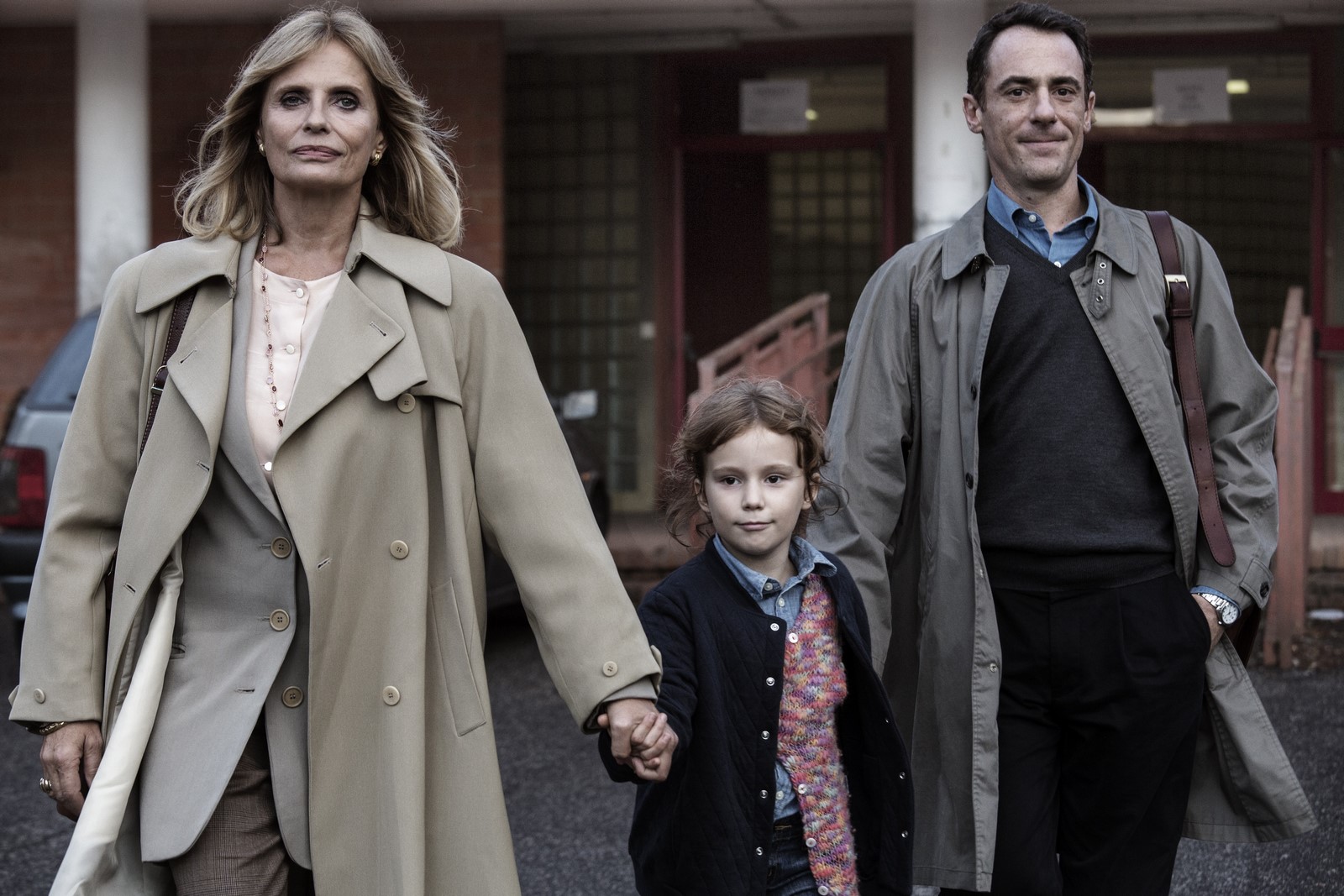Al cinema con Vision Distribution "Confidenza" di Daniele Luchetti con Elio Germano, Federica Rosellini, Vittoria Puccini e Isabella Ferrari.