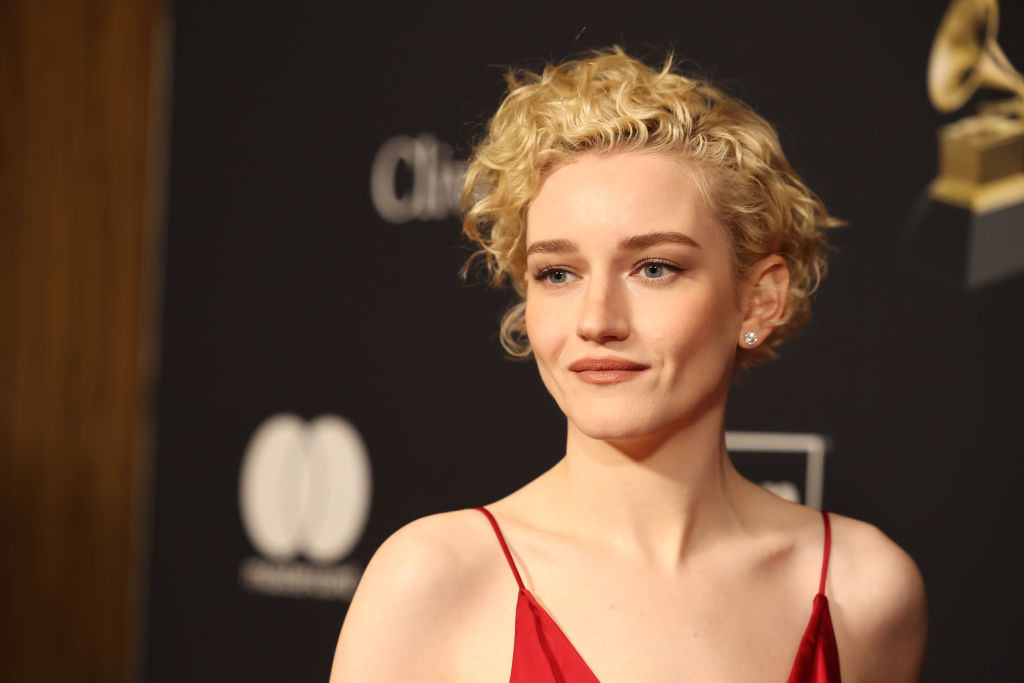 Fantastici 4: Julia Garner nel cast del reboot Marvel come Silver Surfer