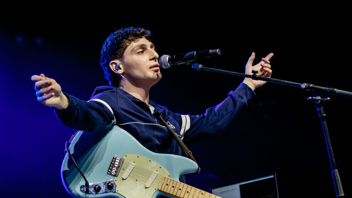 La scaletta di Fulminacci a Padova, concerto 24 aprile 2024: ordine delle canzoni, orario e informazioni sui biglietti