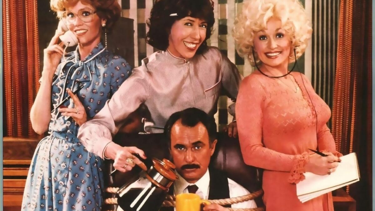 Jennifer Aniston produttrice per un remake della commedia anni ottanta “Dalle 9 alle 5”