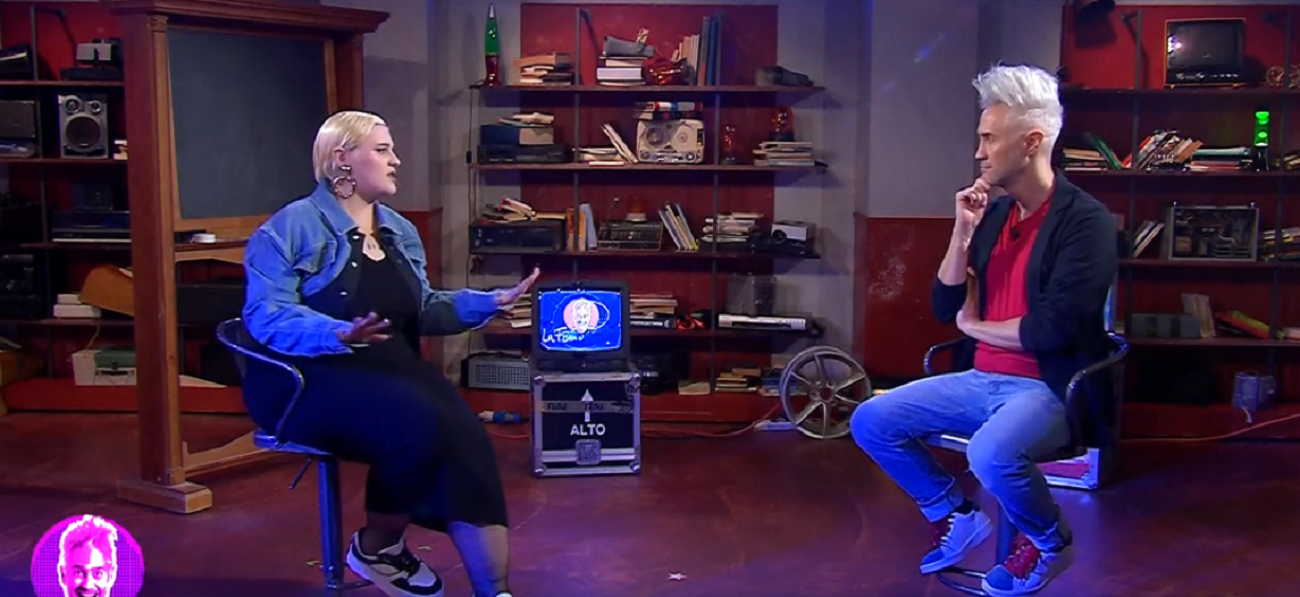La fisica dell’amore, il prof influencer Vincenzo Schettini non pronto per la tv tra ospiti random e reel motivazionali
