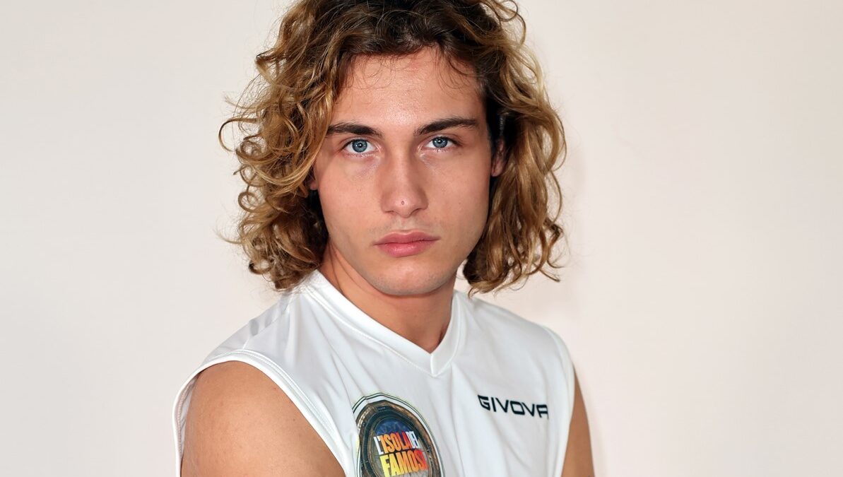 Pietro Fanelli: chi è il nuovo naufrago de L’Isola dei Famosi 2024