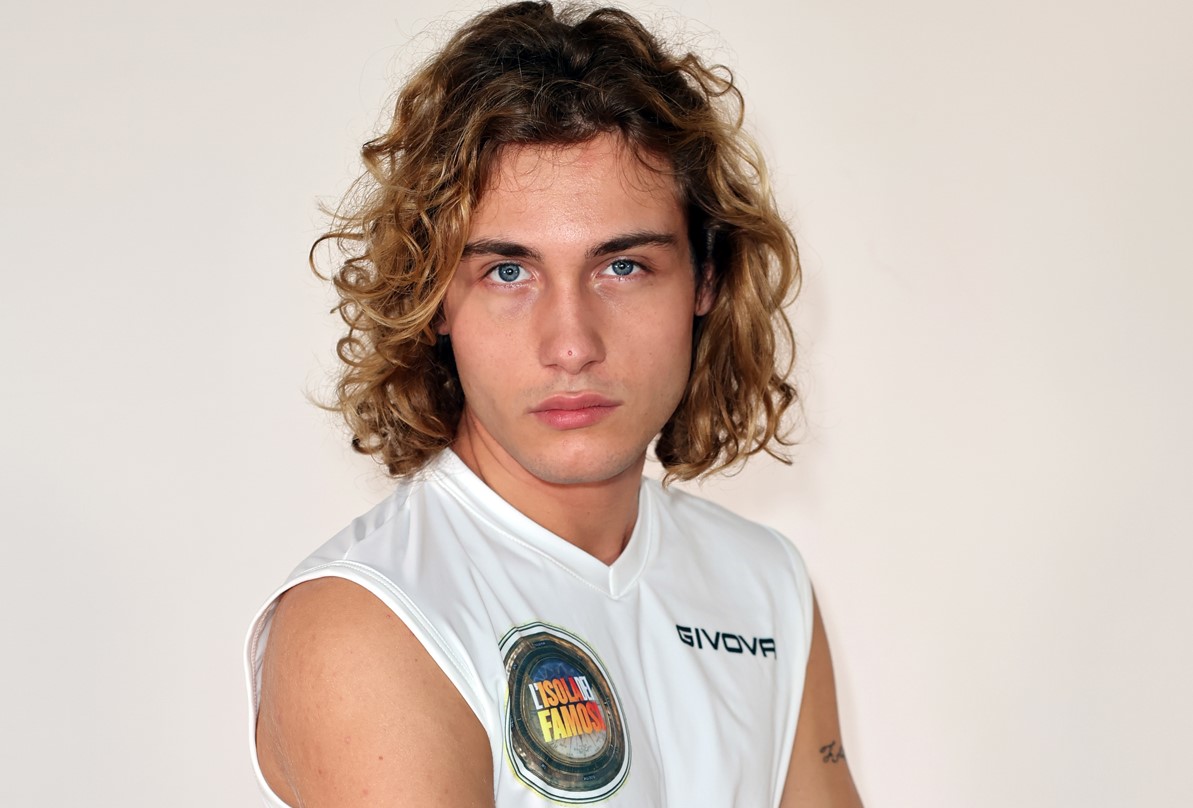 Pietro Fanelli: chi è il nuovo naufrago de L’Isola dei Famosi 2024