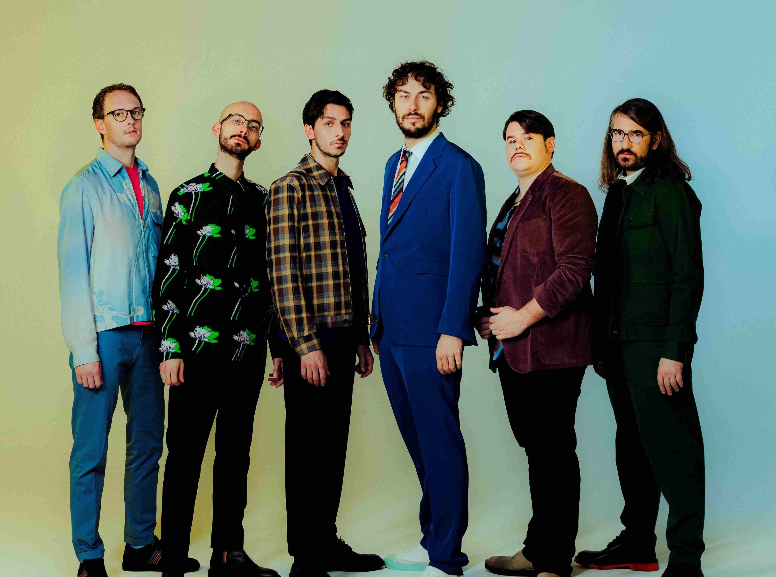 Pinguini Tattici Nucleari in concerto a Jesolo, 3 aprile: la scaletta delle canzoni