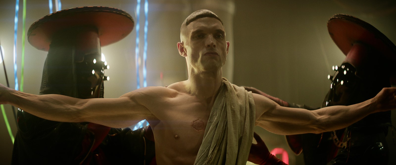 Leggi la recensione di "Rebel Moon - Parte 2: La Sfregiatrice", il secondo capitolo della space-opera di Zack Snyder disponibile su Netflix.