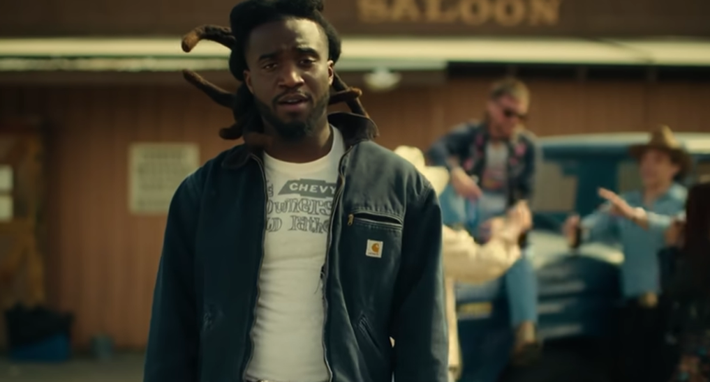 A bar song (Tipsy), Shaboozey: traduzione, testo e significato della canzone